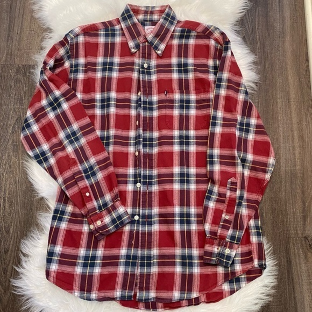 Brooks Brothers‎ men’s red plaid flannel button-down shirt size medium